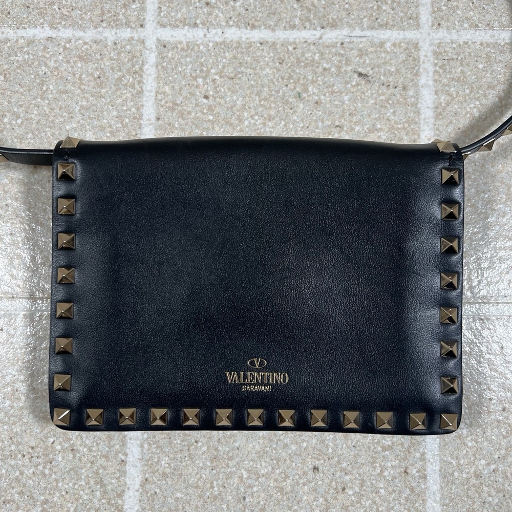 Valentino Garavani Rockstud‎ Flip Lock Flap Bag Leather Medium - Picture 3 of 7